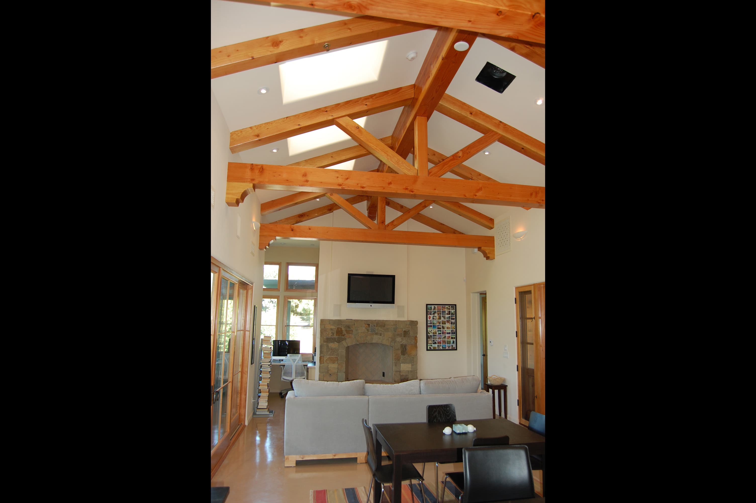 Santa Paula Contemporary Ranch House 4