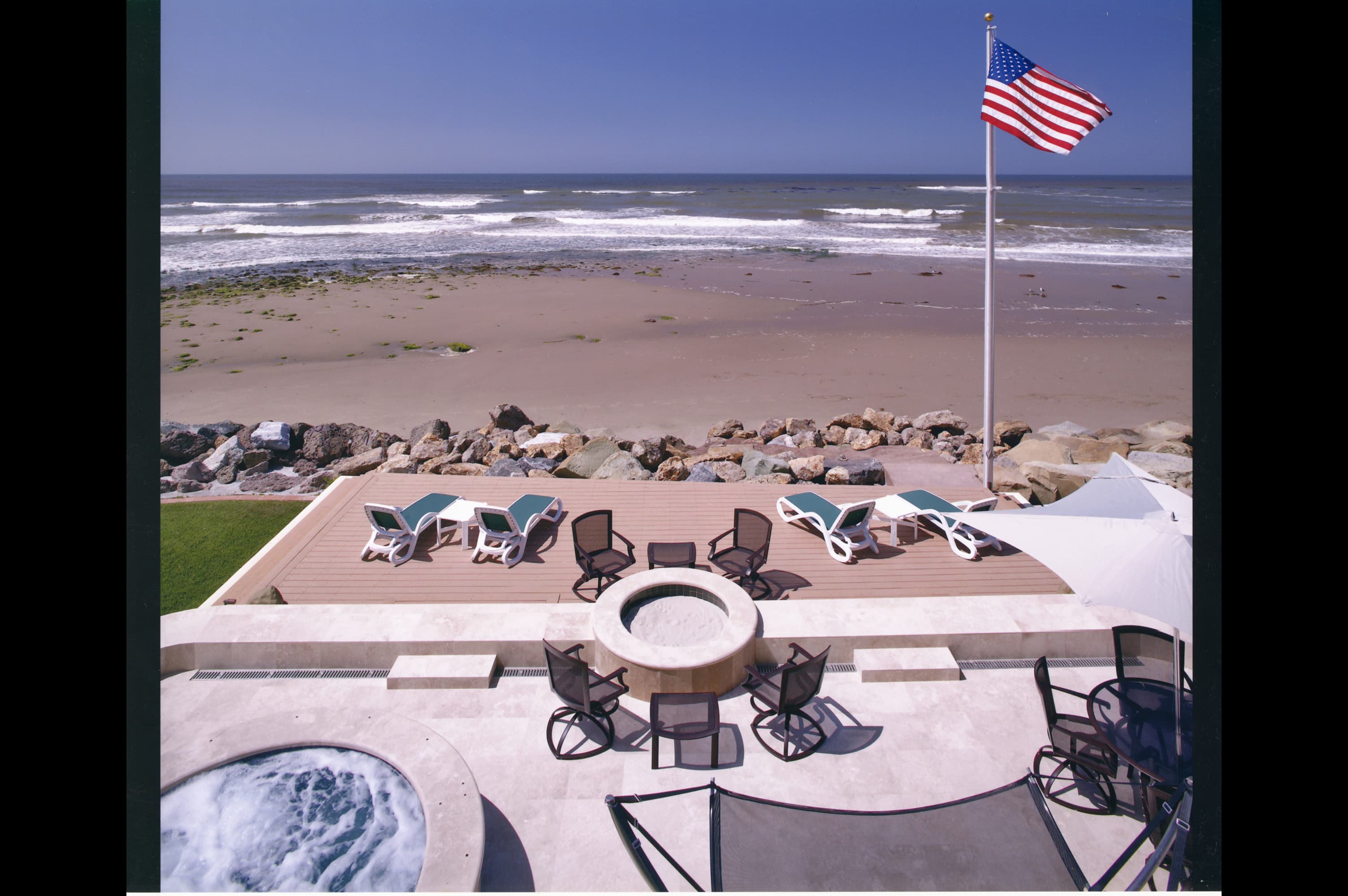 East Solimar Contemporary Beach House 3