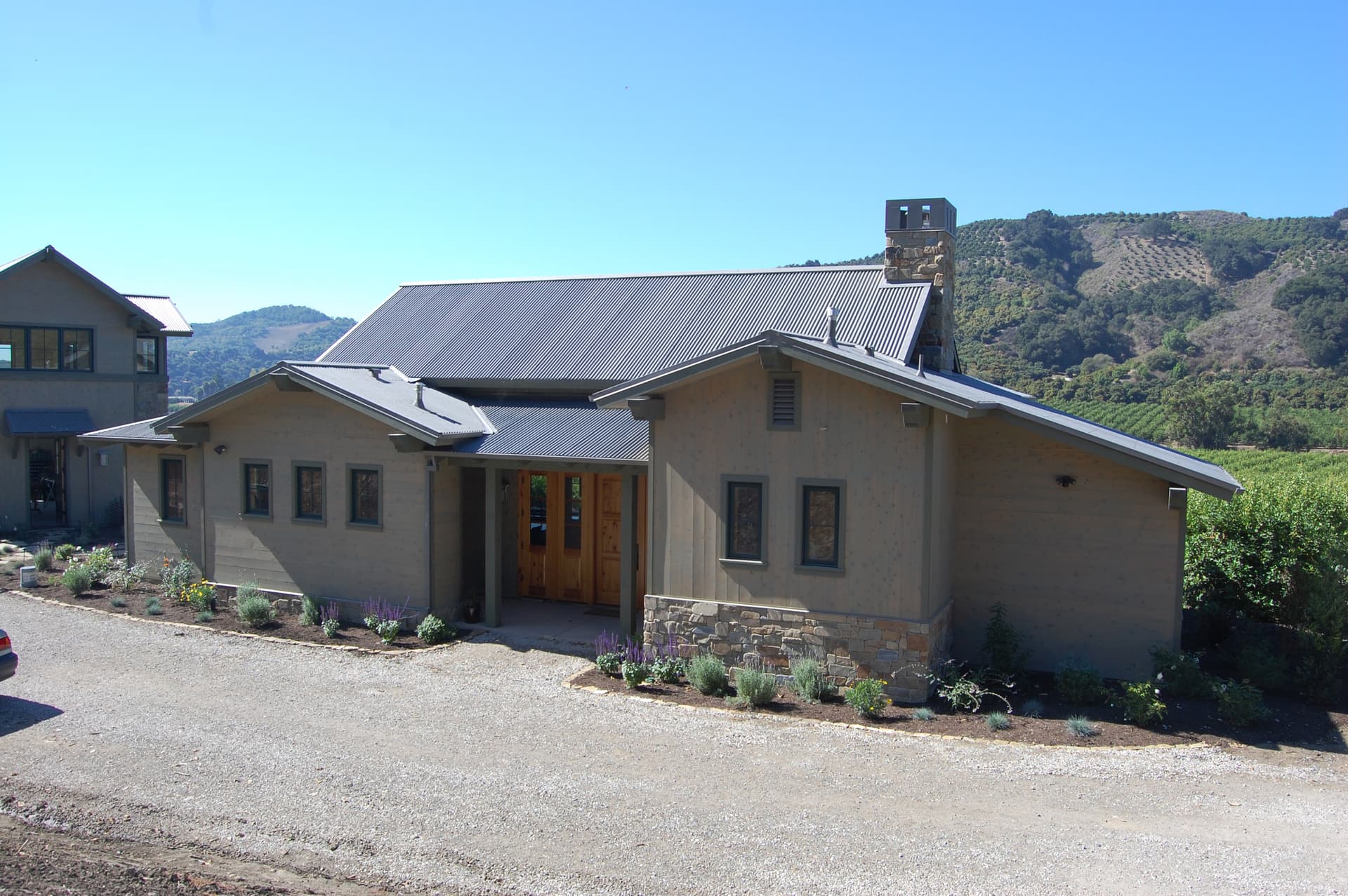 Santa Paula Contemporary Ranch House